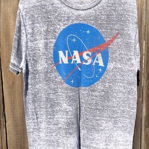 Men’s NASA t-shirt